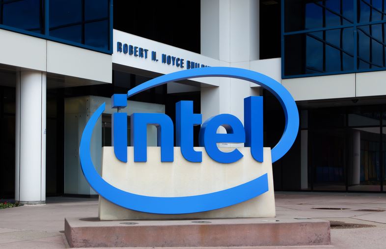 חושפת מעבד חדש: מפעל אינטל