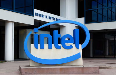 חושפת מעבד חדש: מפעל אינטל