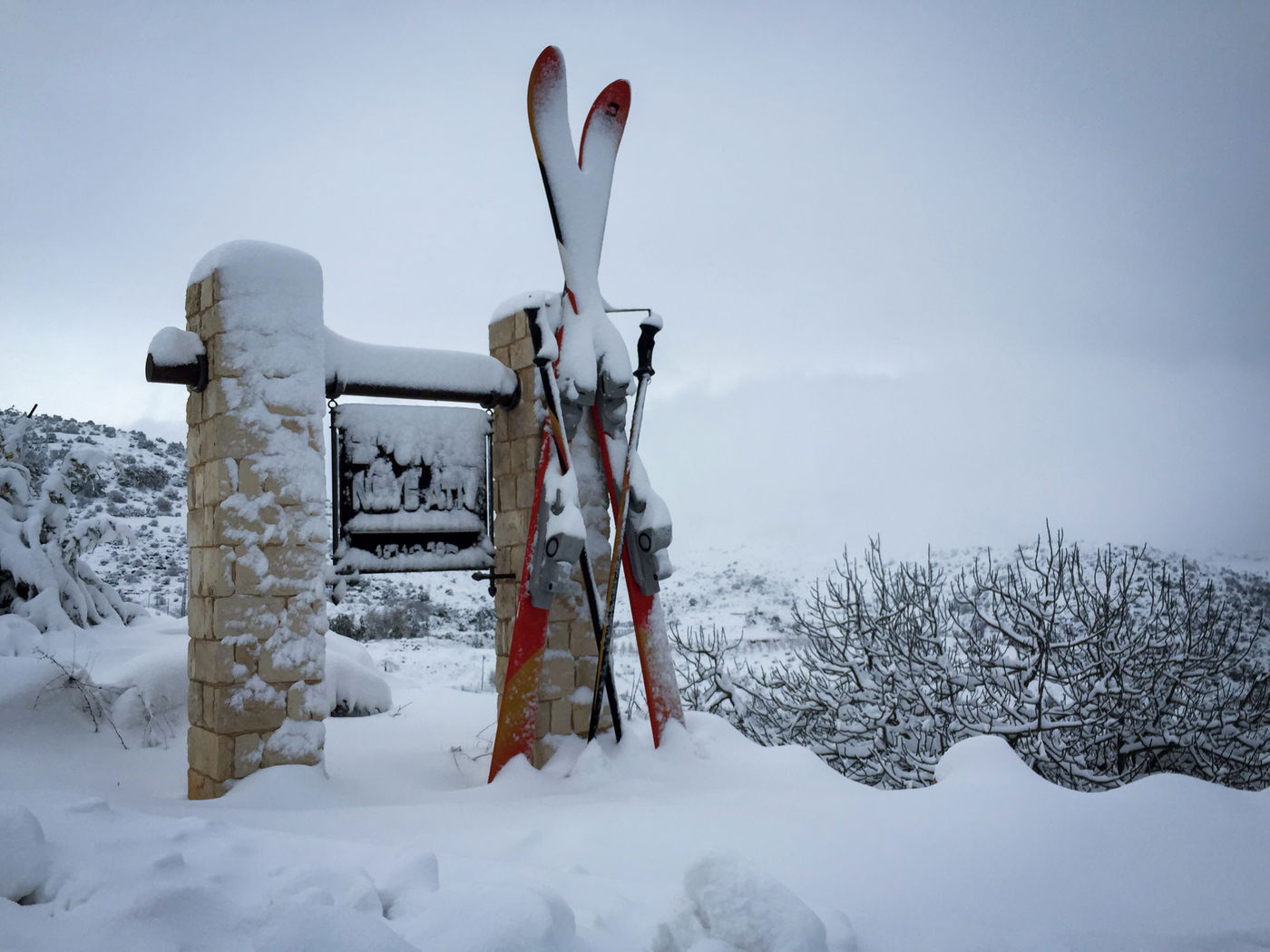 מסתגרים בחדרי חדרים? צפו במראות מהשלג
