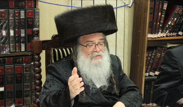 האדמו"ר מדארג התעלף, חשש כי חלה בדלקת ריאות