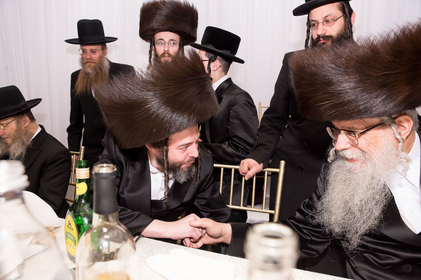 תיעוד: חתונת בת רבי משה לעווי עם בן הרה"צ מסאקהל