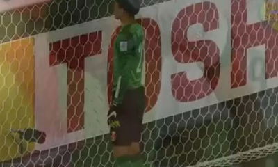 'נער הכדורים' הציל את השוער הסיני