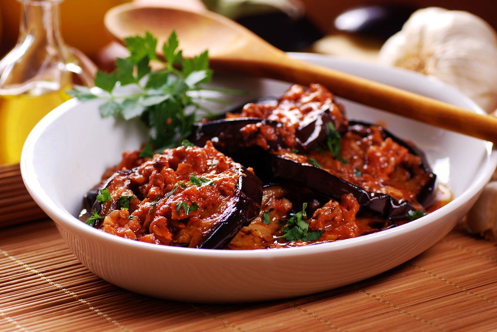 הכי טעים. חצילים ברוטב עגבניות