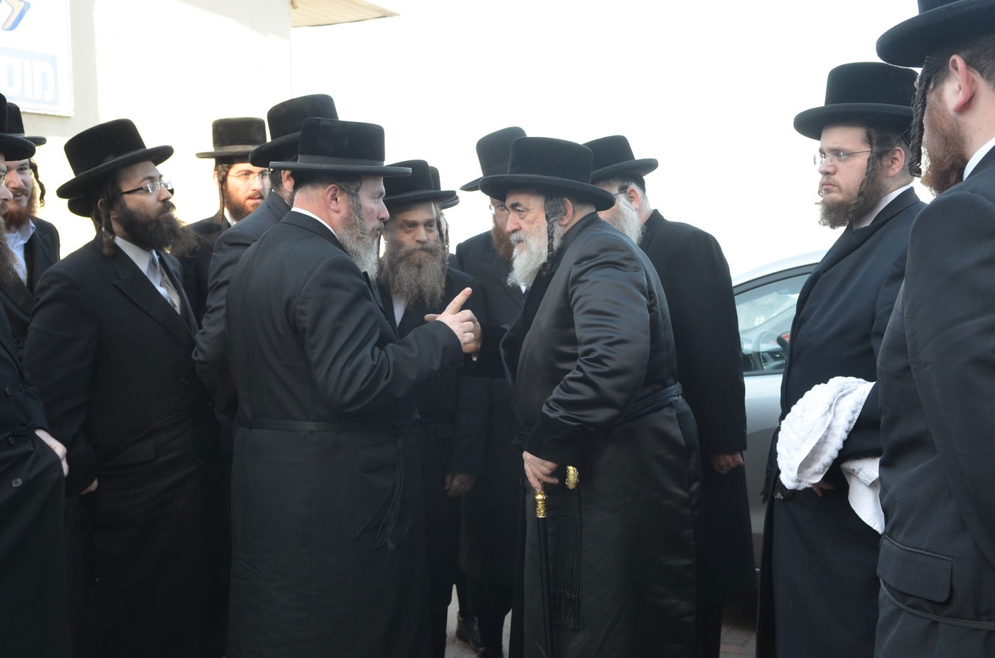 תיעוד: האדמו"ר מויז'ניץ ביקר בקרית צאנז בטבריה