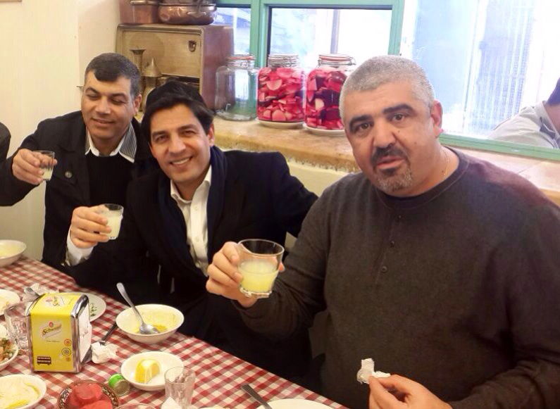 לחיאני, חסידים ובכר