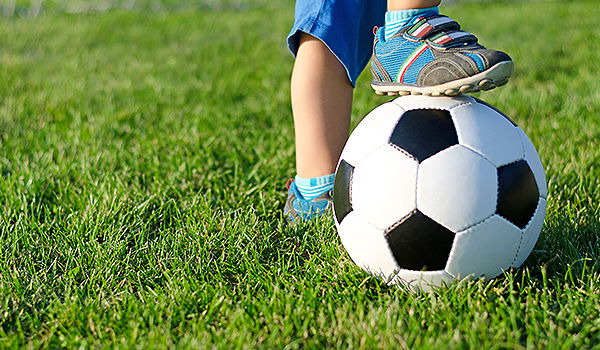 דיווח: נערים הוצאו להורג על ידי דאעש כי צפו בכדורגל