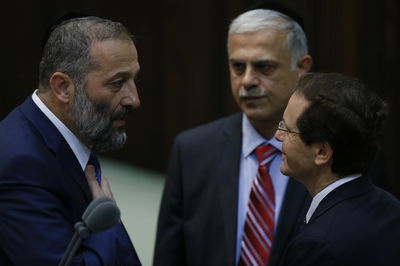 אריה דרעי ויצחק הרצוג