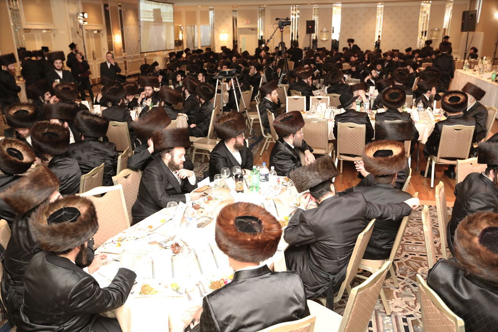 תיעוד: מסע הרה"צ רבי אהרון מרדכי רוקח בארה"ב