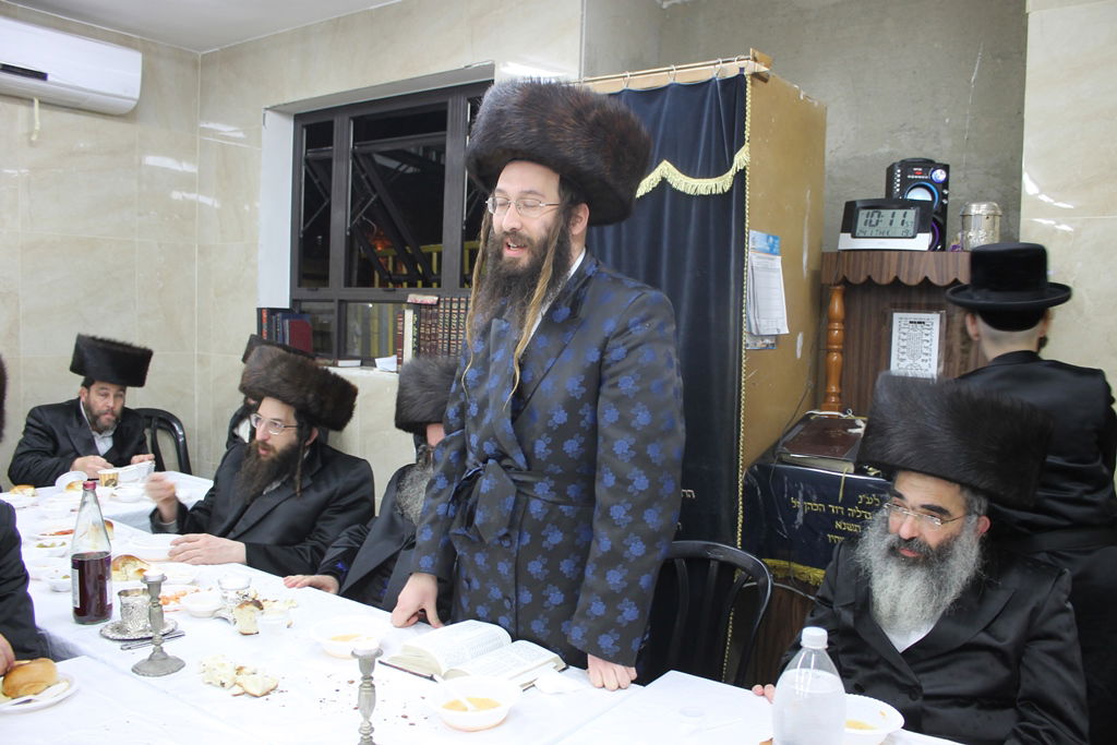 ספינקא: הילולא לאדמו"ר ביום הילולת הבאבא סאלי