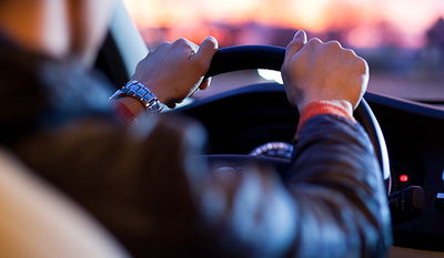 צפו: לנהג המופרע הזה היה מזל גדול במיוחד