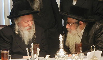 גלריה: האדמו"רים מגור וצאנז קלויזנבורג נפגשו