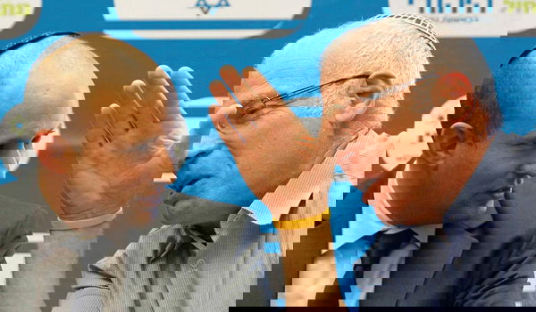 זה סופי: אורי אריאל ונפתלי בנט חתמו על הסכם אחדות