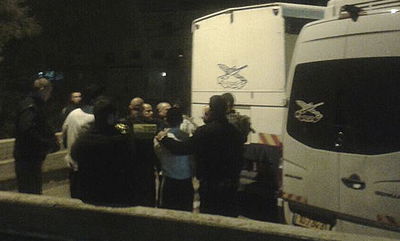 אחד העצורים, הלילה