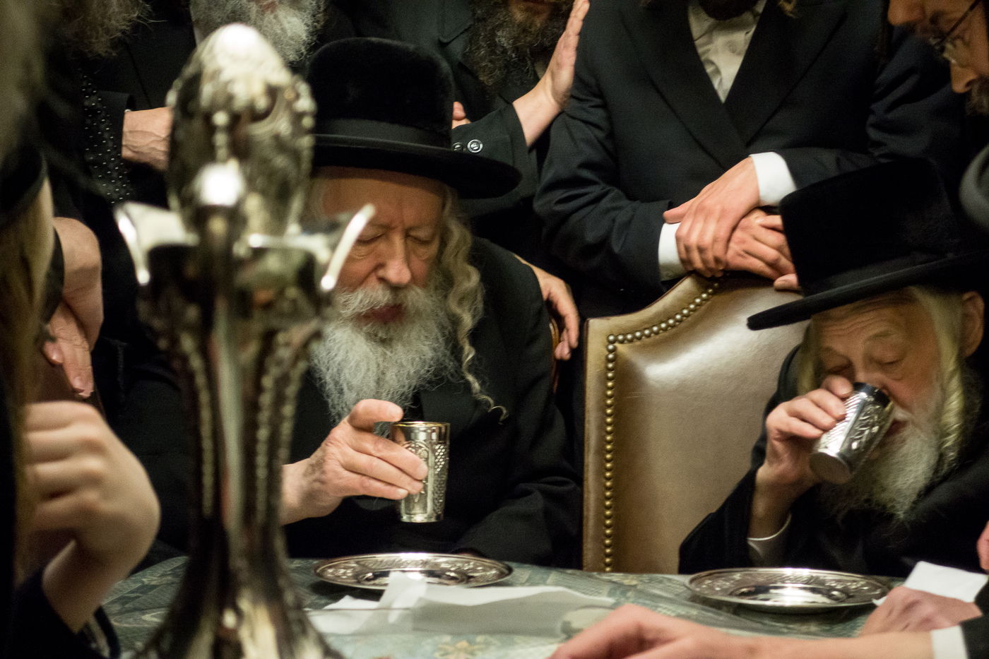 תיעוד: הרבי מגור נועד עם הרבי מסקולען