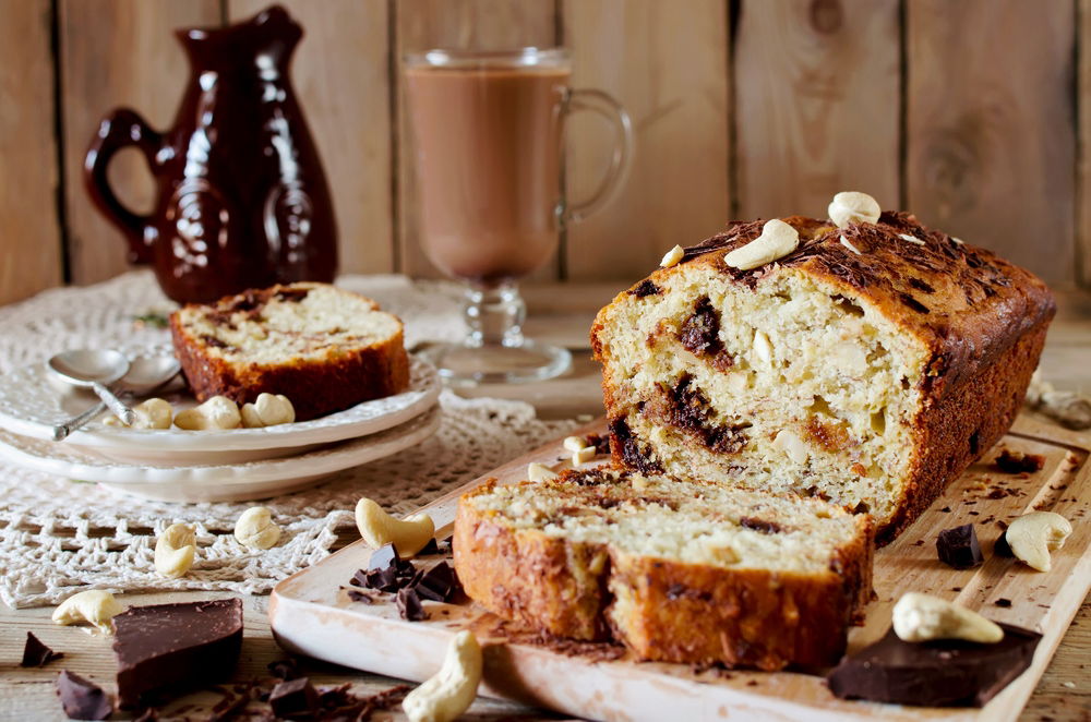 בחושה מדהימה. עוגת בננה שוקולד וקשיו