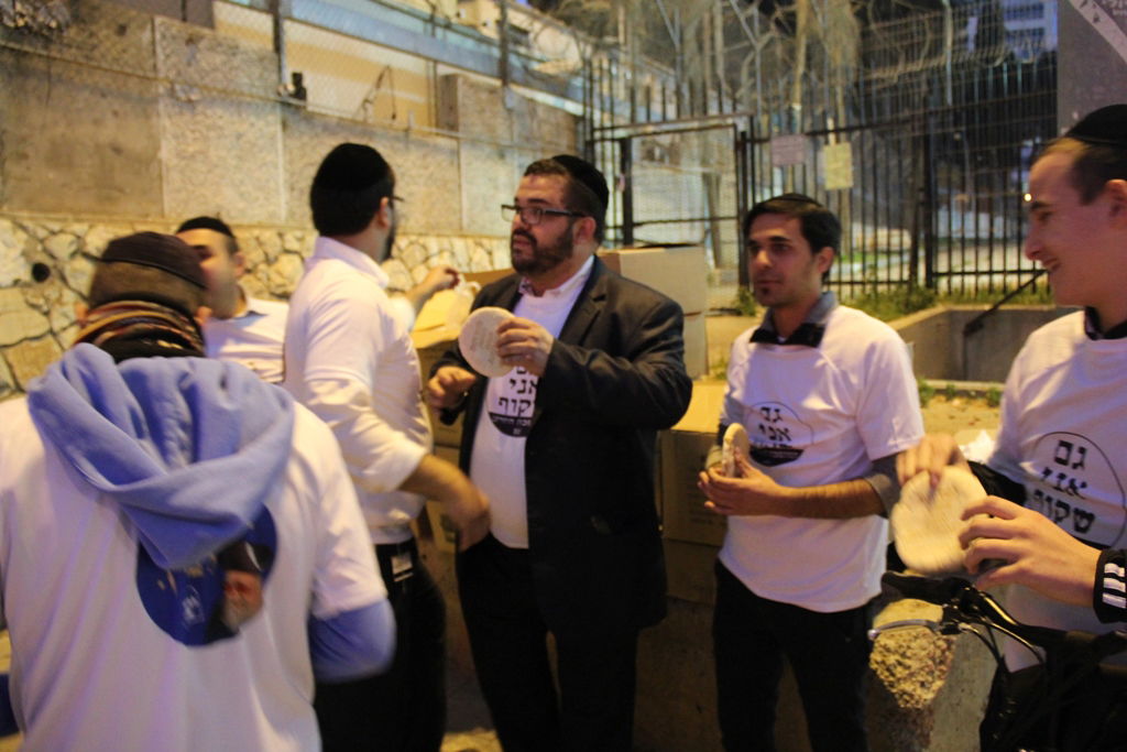 קמפיין ש"ס, פרק 2: "לפיד דואג לסושי, אנחנו דואגים ללחם"