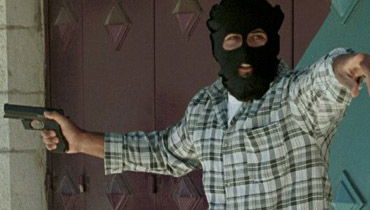 חודש ל'שארלי הבדו': ניסיון התנקשות במאייר שלעג למוחמד