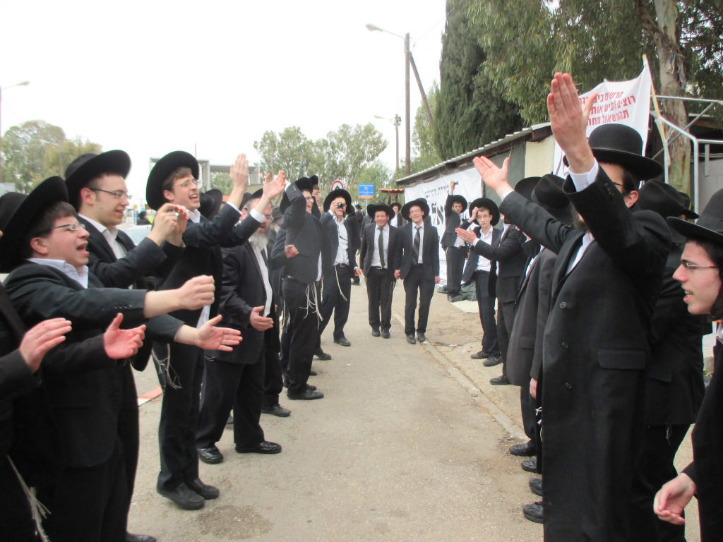 חגיגות השחרור, אתמול