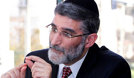 מי מסורתי יותר? / חיים כהן