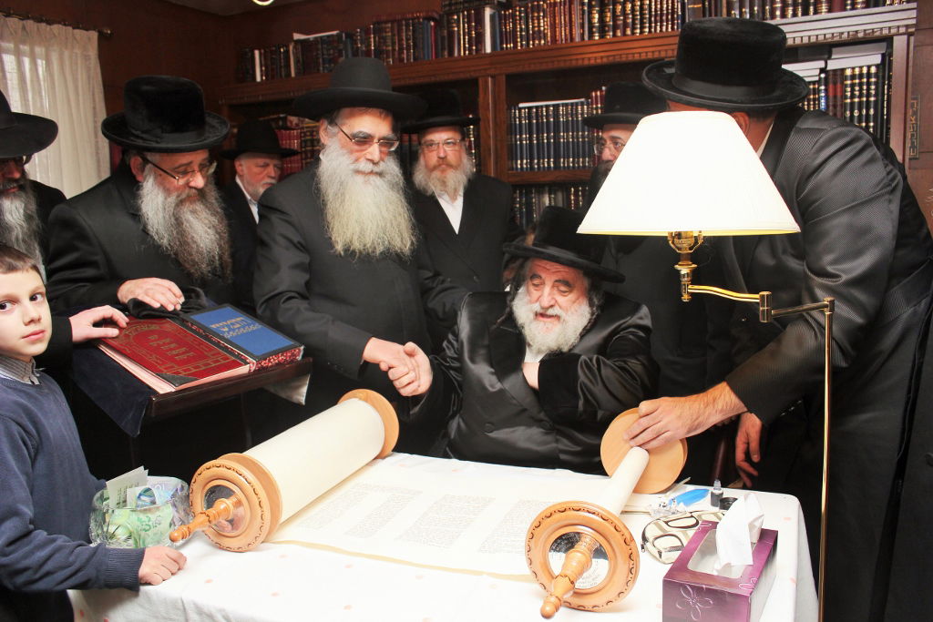 תיעוד: מסע האדמו"ר מויז'ניץ בקנדה