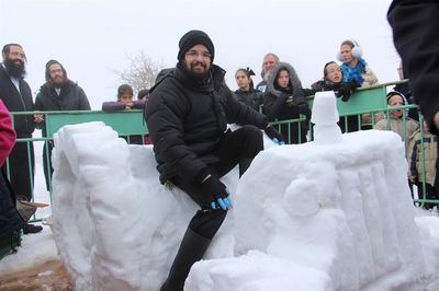 הלר על הטרקטור הקפוא