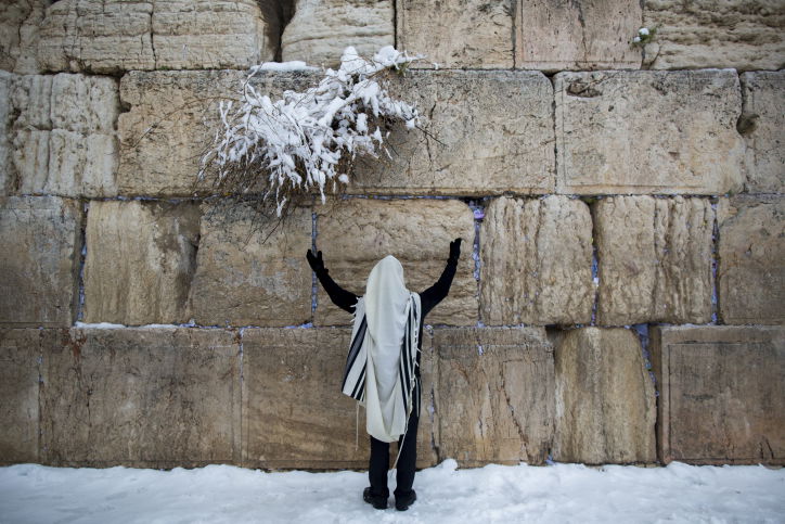 אחרי הסערה: הכבישים לירושלים נפתחו לתנועה