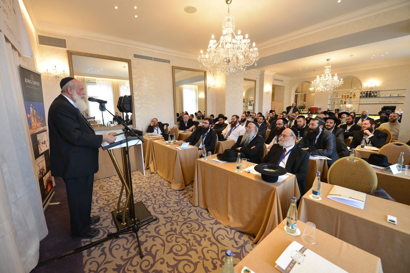 פראג: עשרות רבנים בכינוס 'מרכז רבני אירופה'