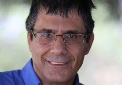 מעורר סערה. יוסי יונה