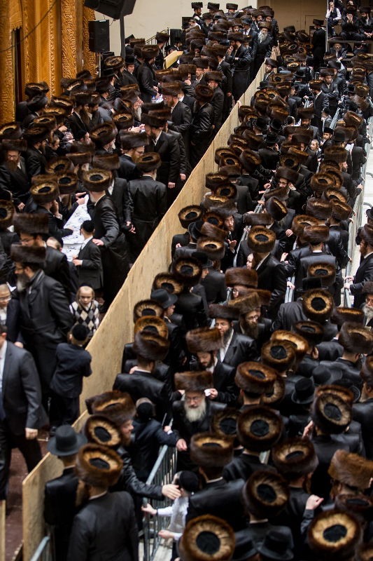 תיעוד ענק: נישואי נכד הרבי מסקווירא