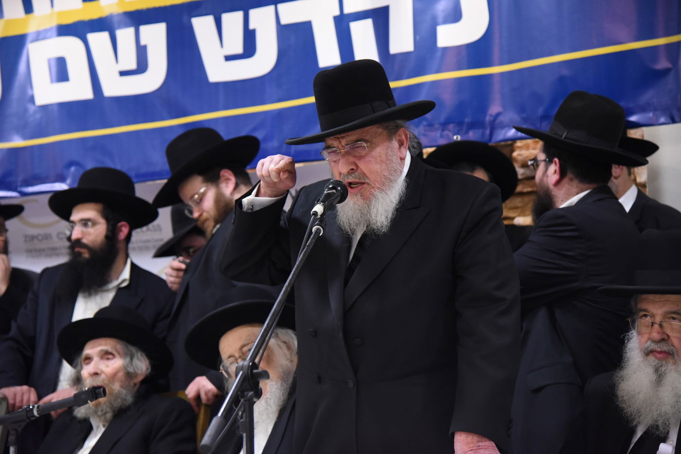 "מול חילול השם גדול - דרוש קידוש השם עצום"