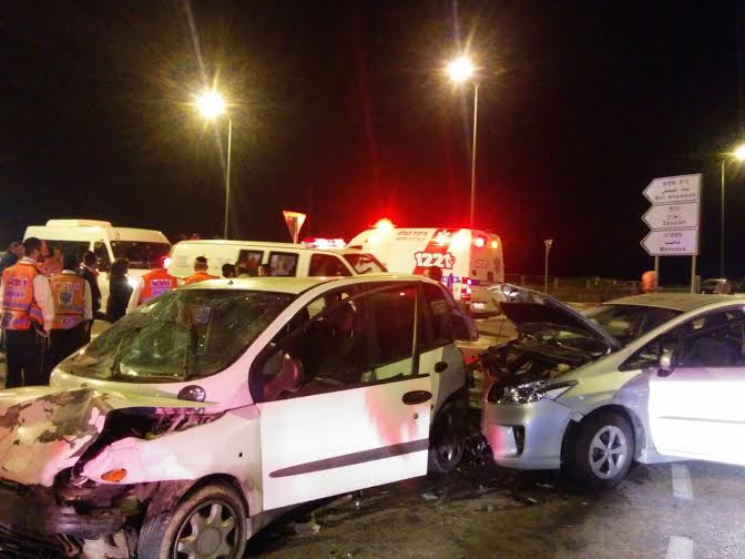 בית שמש: משפחה חרדית נפגעה בינוני-קל בתאונה