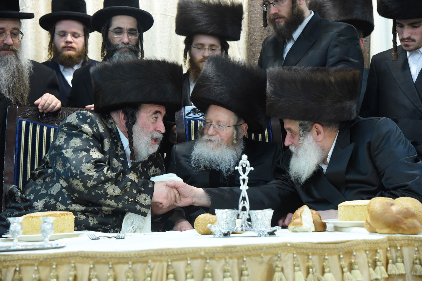 תיעוד: הרבי מויז'ניץ בשבע ברכות בצאנז