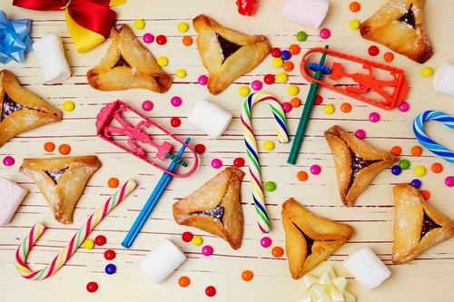 אוזני המן תוצרת בית ומגוון מילויים מתוקים