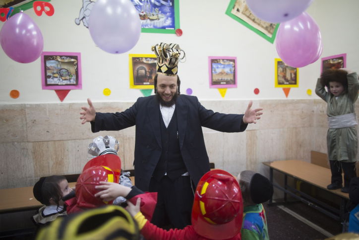 גלריה: ילדי פינסק-קרלין מחופשים