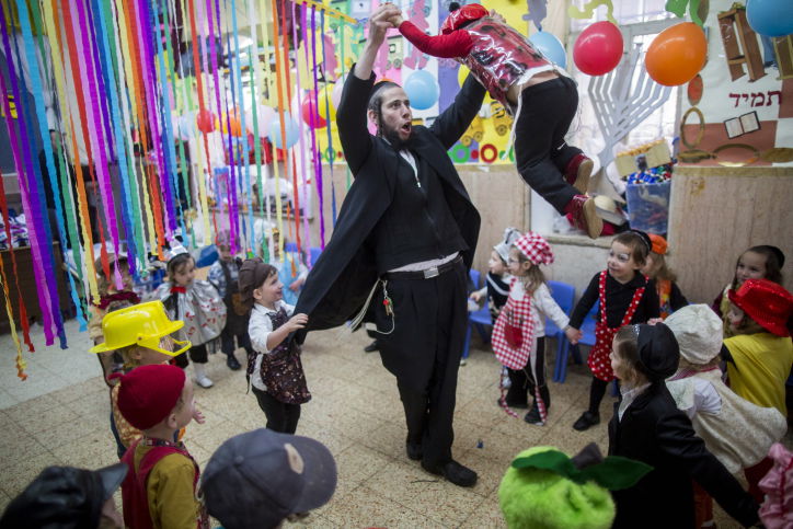 גלריה: ילדי פינסק-קרלין מחופשים