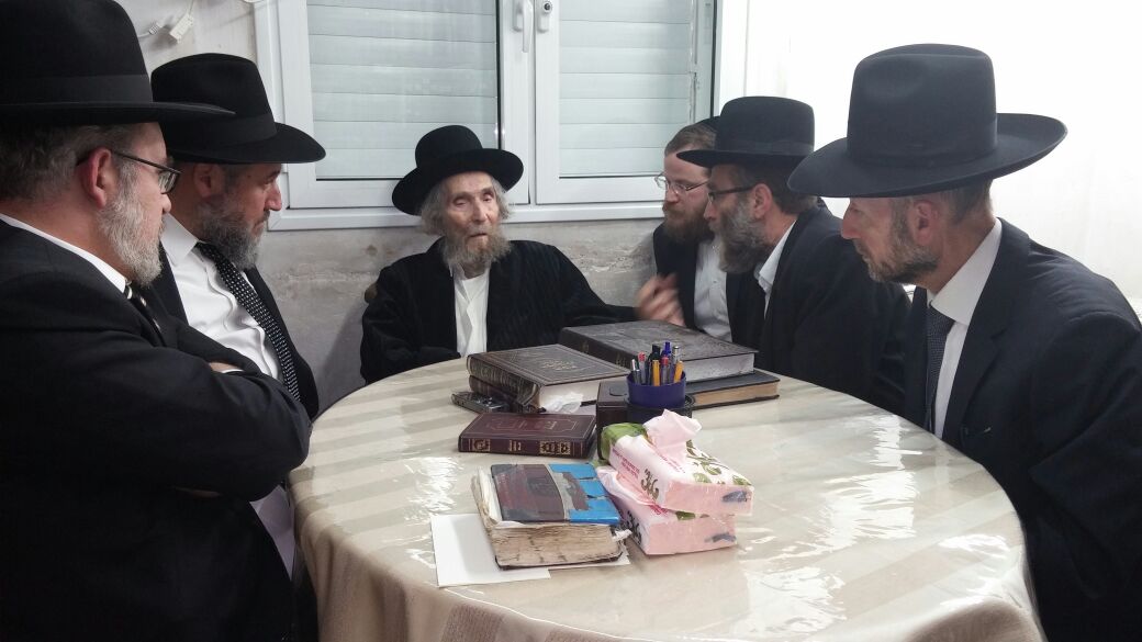 הגראי"ל הביע תקווה: שיאיר לפיד לא יצליח בבחירות