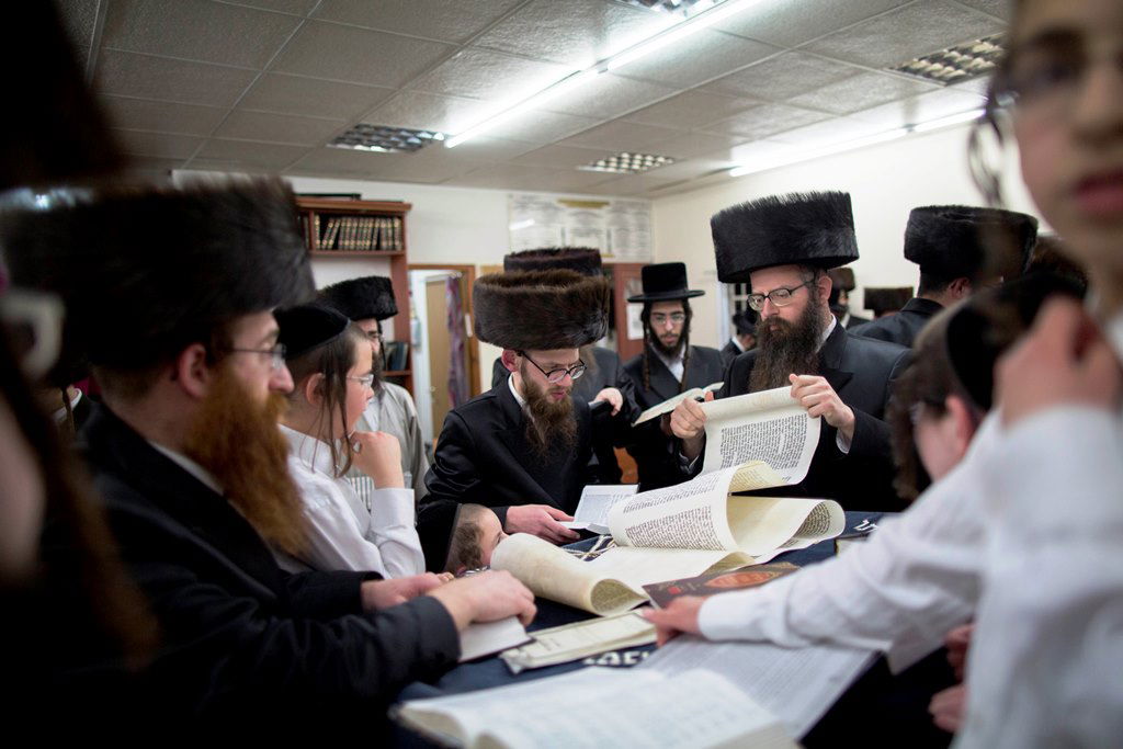 עכשיו גלילה. פורים בבית שמש