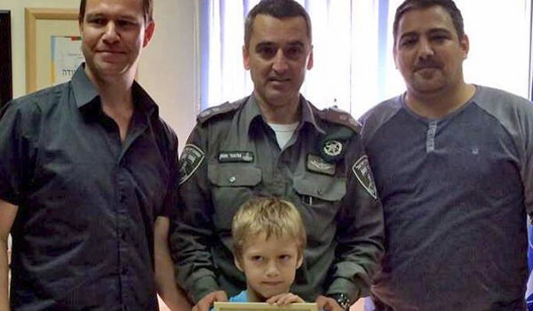 בן 7 סייע ללכוד כנופיית פורצים