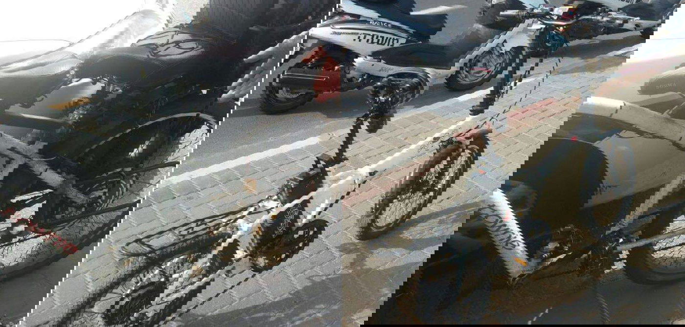 המשטרה במבצע אכיפה נגד רוכבי אופניים חשמליים