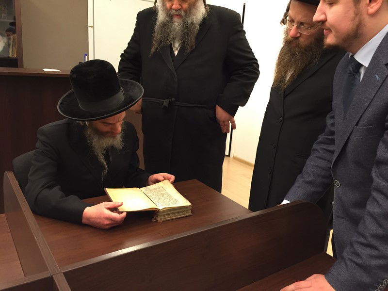 אורח במוסקבה: האדמו"ר מלויצק • תיעוד