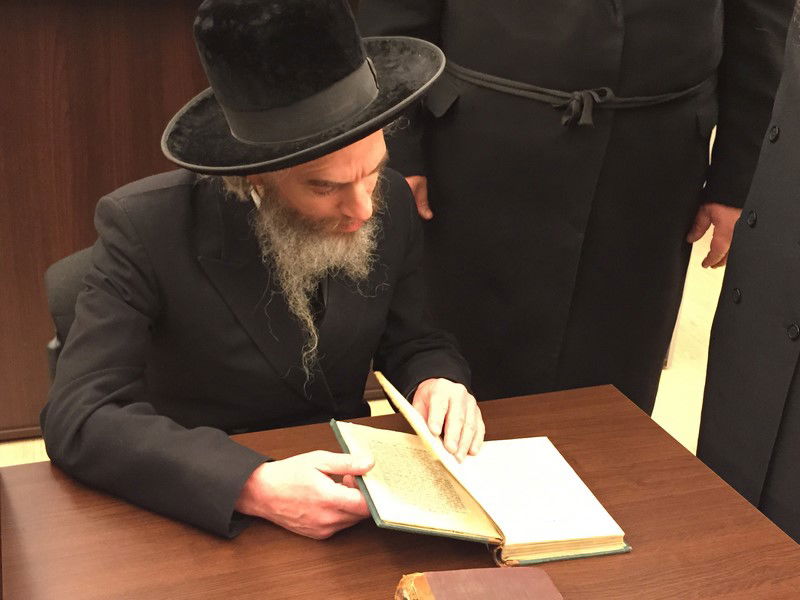 אורח במוסקבה: האדמו"ר מלויצק • תיעוד