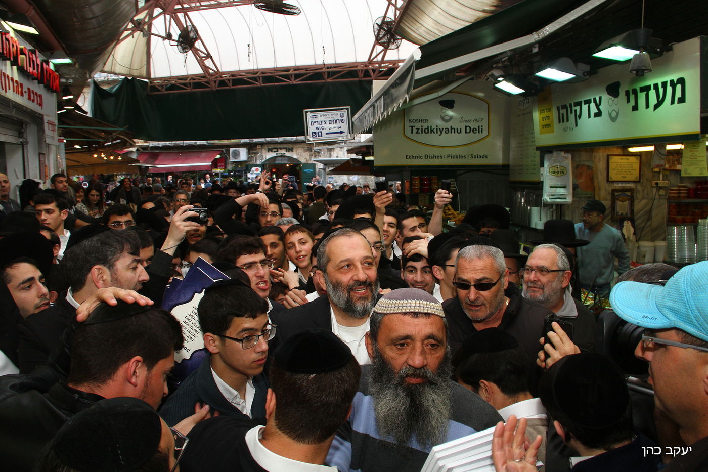 תיעוד: אריה דרעי בסיור בחירות שוק מחנה יהודה