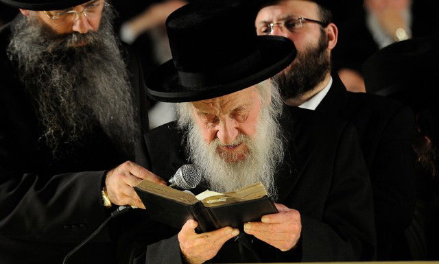 מרן הגר"ש וואזנר, ארכיון