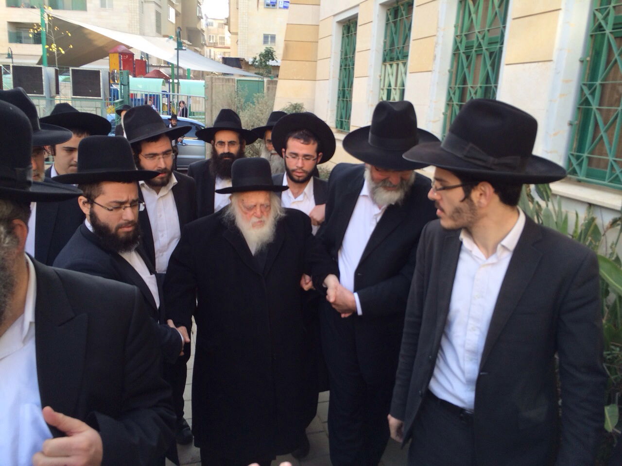 מרן הגר"ח קנייבסקי: "שנזכה לקדש שם שמים"