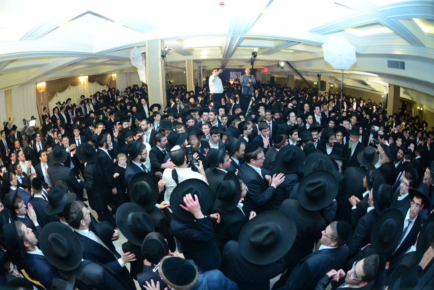 גלריית ענק: חתונת בת הגרש"ב סורוצקין