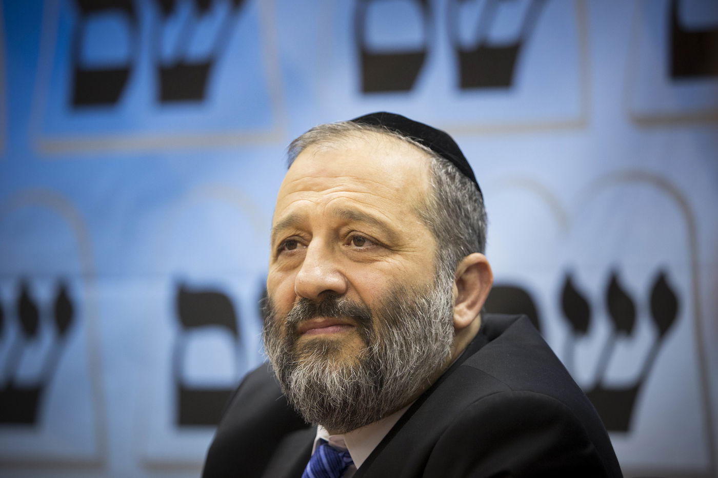 בחובות. יו"ר ש"ס אריה דרעי