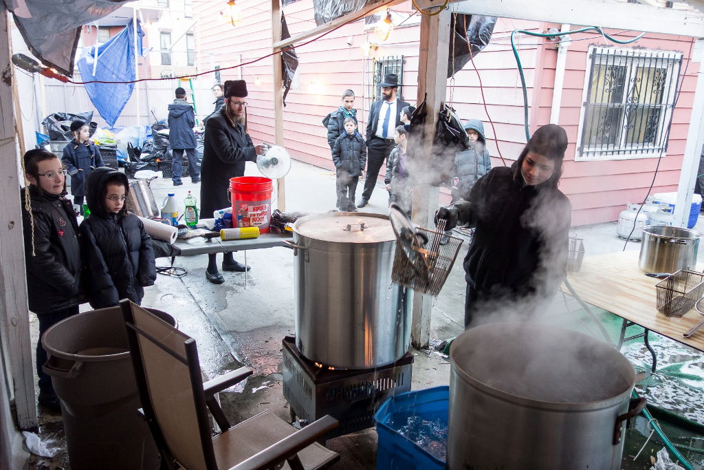 צפו בגלריה: ויליאמסבורג מתכוננת לחג הפסח