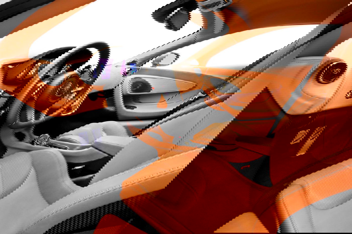 נעים להכיר: רכב הספורט מקלארן 570S