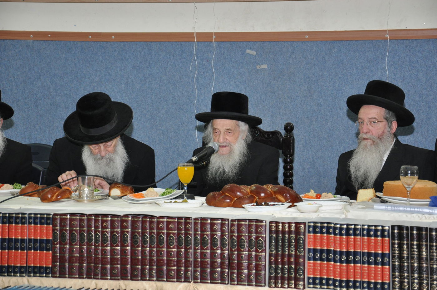 גלריה: מראות מחייו של מרן רבי שמואל הלוי וואזנר זצוק"ל