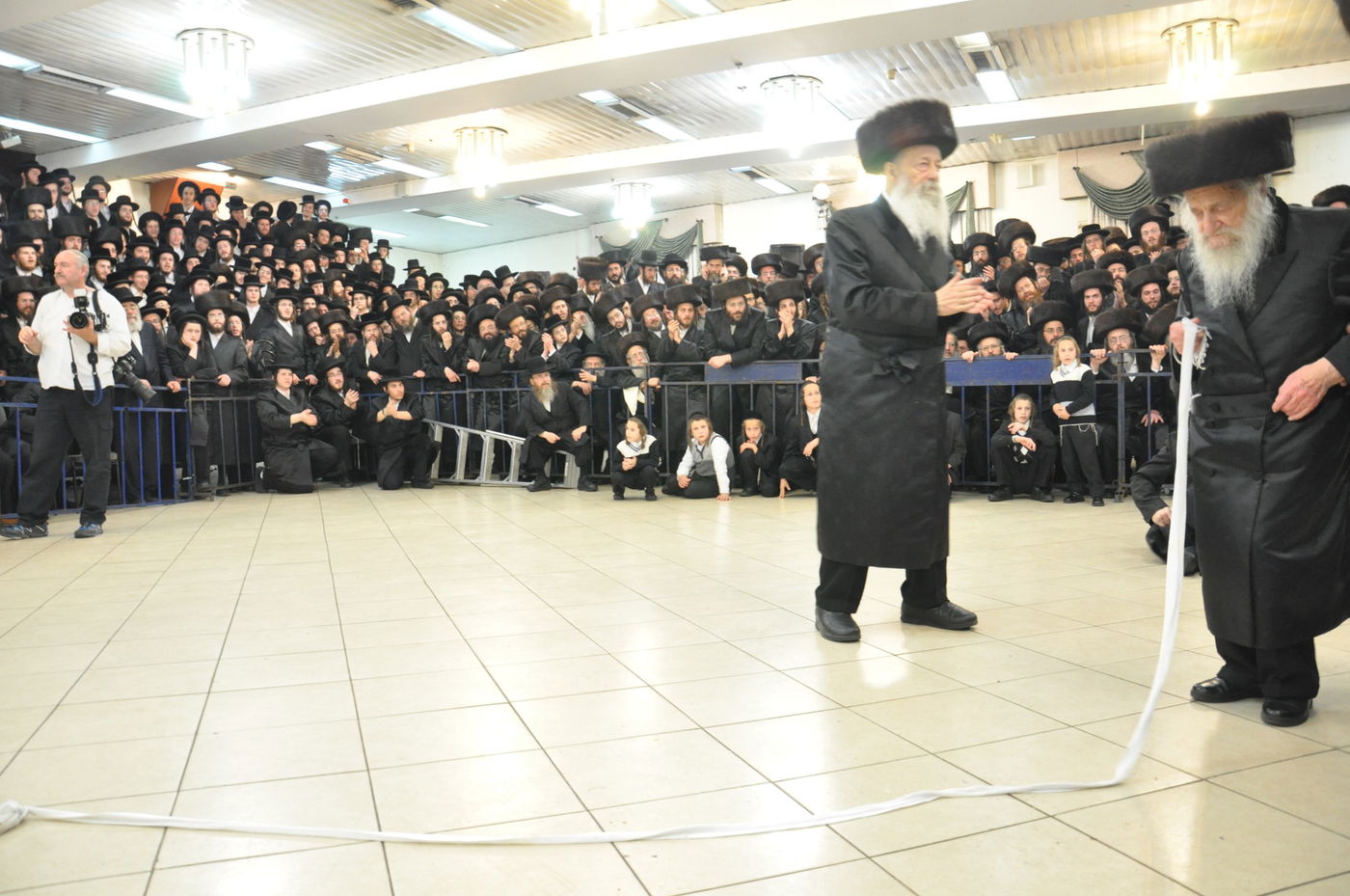 גלריה: מראות מחייו של מרן רבי שמואל הלוי וואזנר זצוק"ל